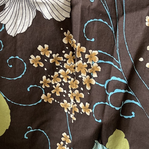 Floral Print Stretch Skit - Picture 4 of 6